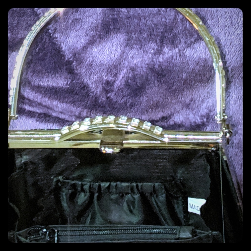 Party clutch